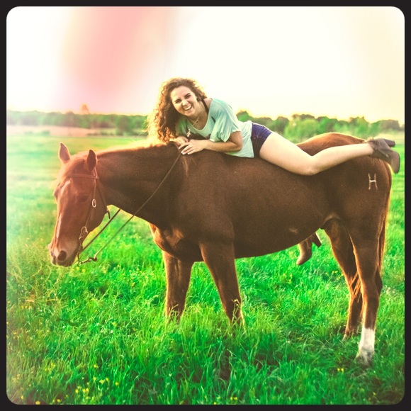 Meet your Posher, Codi - Picture 1 of 1